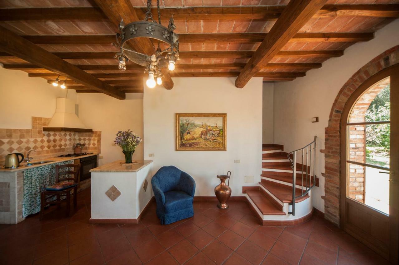 Agriturismo Podernuovo Asciano Buitenkant foto