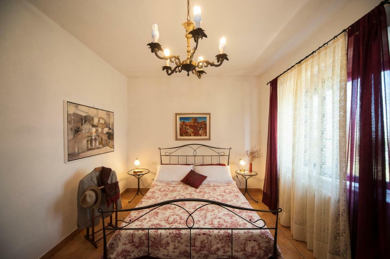Agriturismo Podernuovo Asciano Buitenkant foto